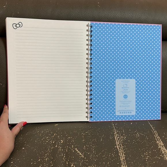 Hello Kitty Spiral notebook - Picture 4 of 4